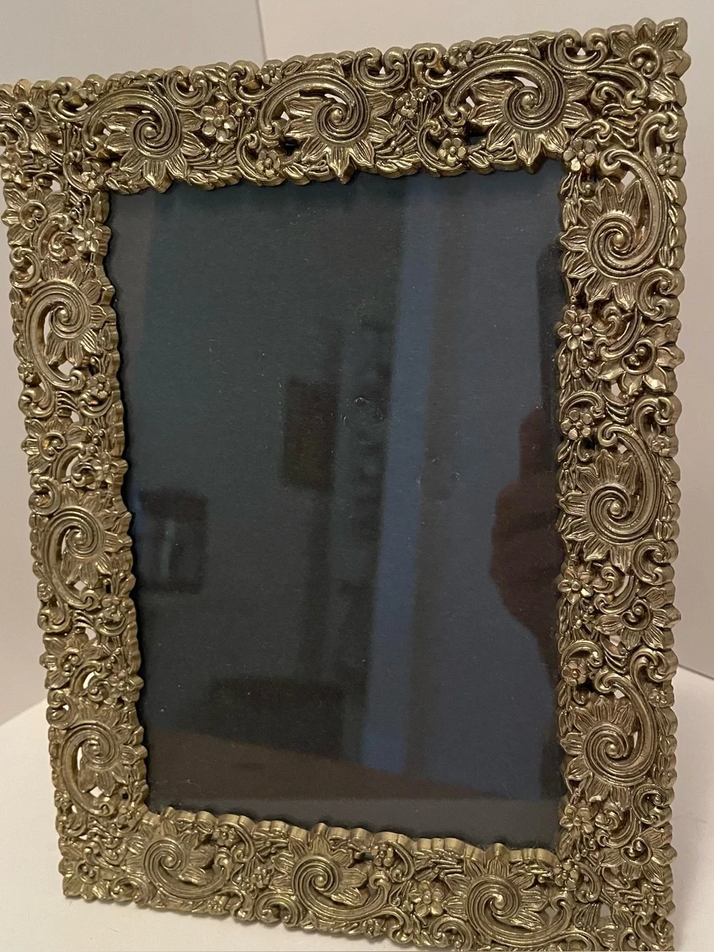 Phillip Whitney Ltd 5x7 Gold-Plated Ornate Metal Picture Frame